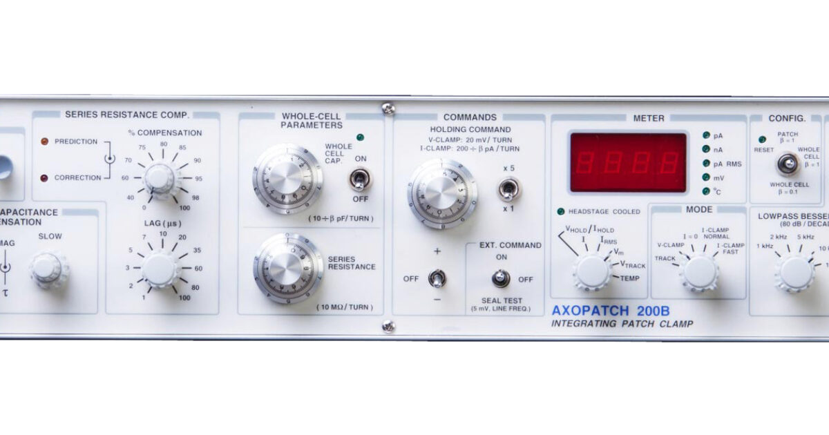 Molecular Devices Axopatch 200B Amplifier | Scientifica